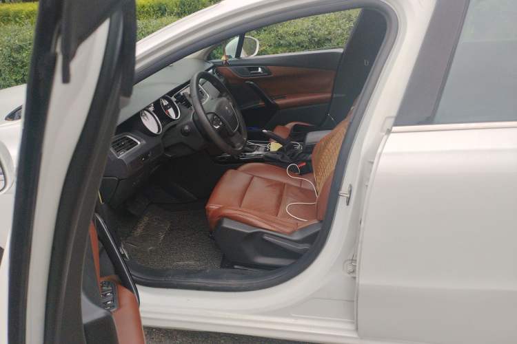 Used Peugeot 508 2015 2.0L Automatic Zhiyi Edition