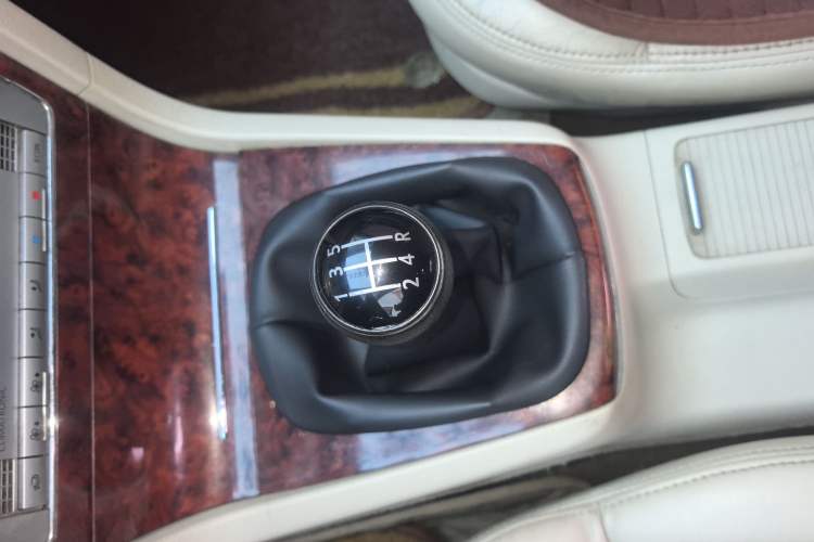 Used Volkswagen Passat 2009 1.8T Manual Luxury Edition
