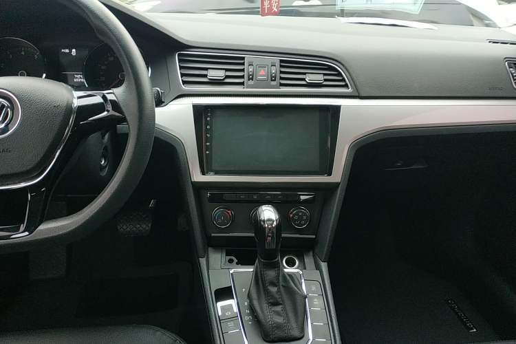 Used Volkswagen Lamando 2017 230TSI DSG Fashion Edition