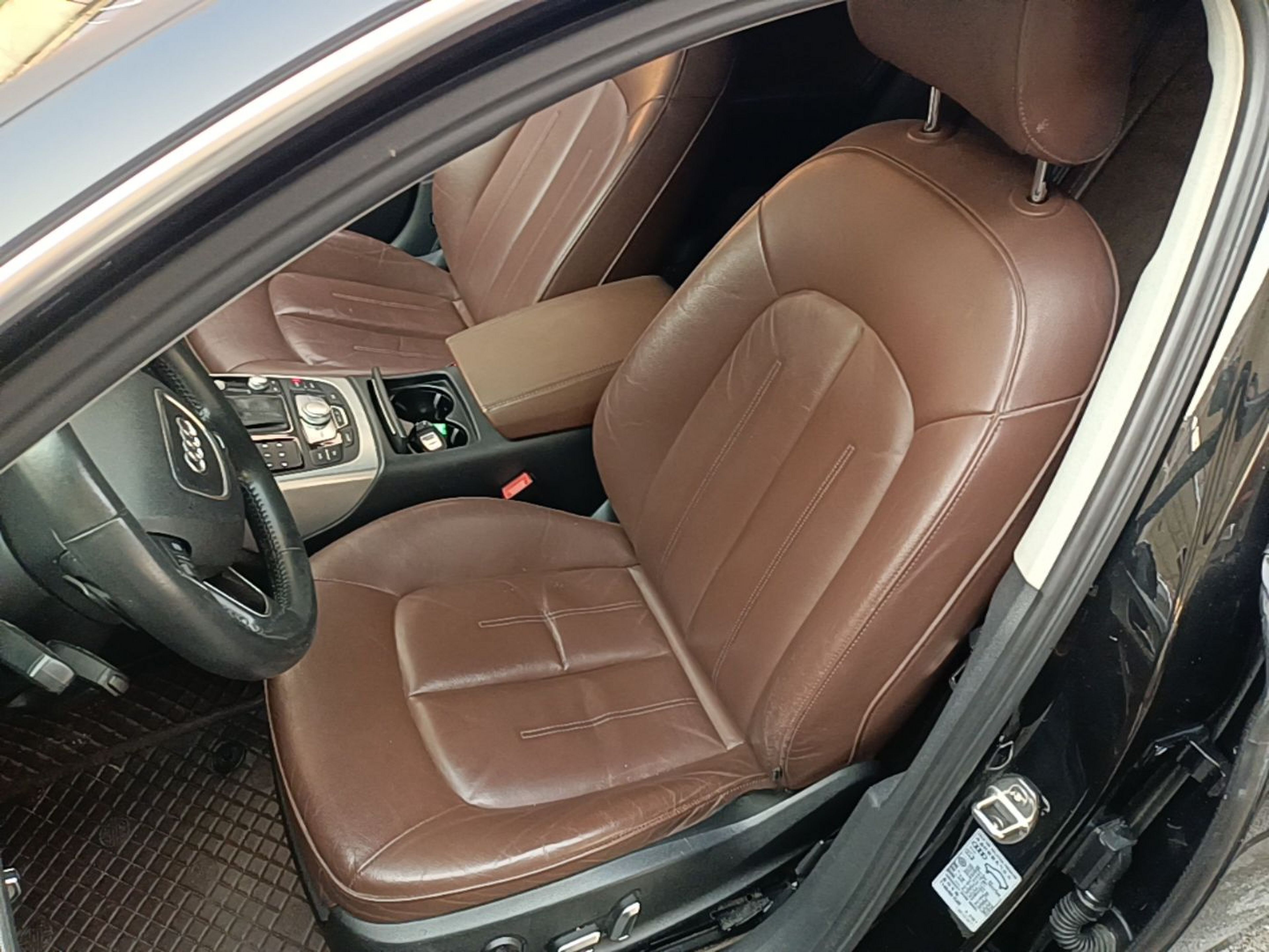 Interior delantero
