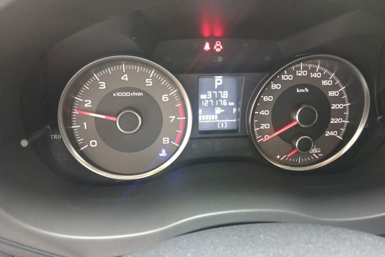 Used Subaru Forester 2015 2.0i Special Edition Commemorative Model Odometer Close Up