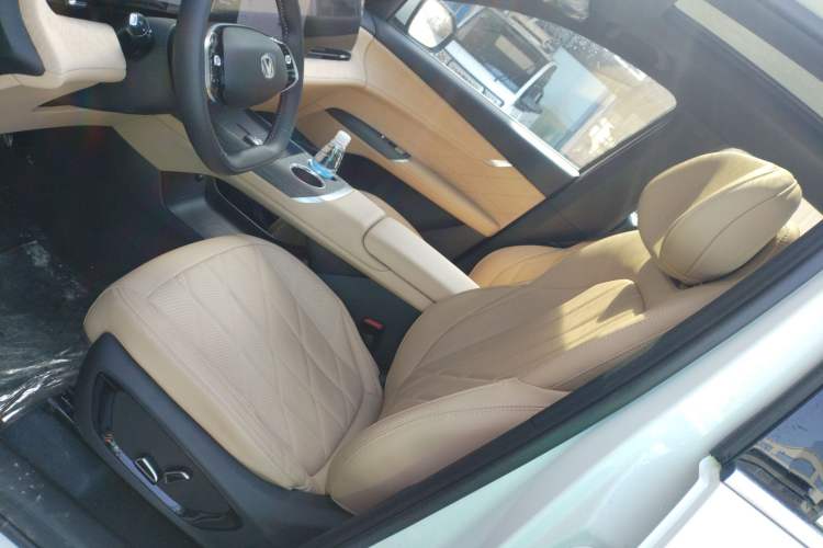 Used CHANGAN CS75 PLUS 2025 4th Generation 1.5T New Blue Whale Smart Luxury Edition