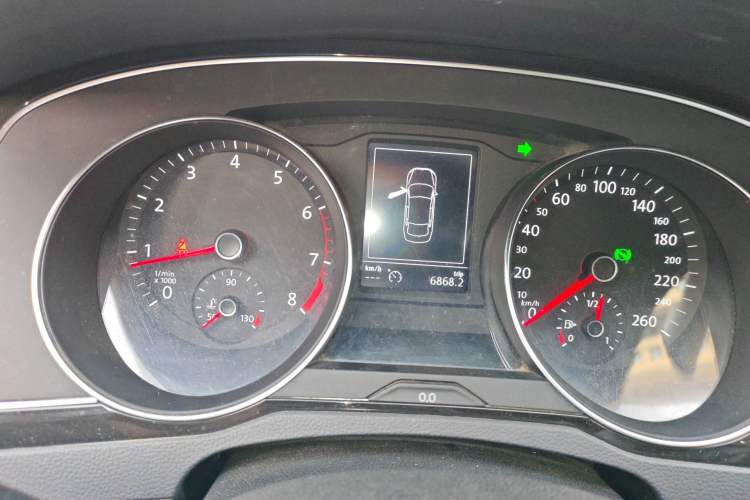 Used Volkswagen Magotan 2017 280TSI DSG Leading Edition Instrument Cluster