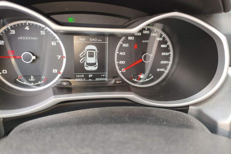 Used Geely Auto Emgrand X7 Sport 2016 1.8TD Automatic ZhiShang Model