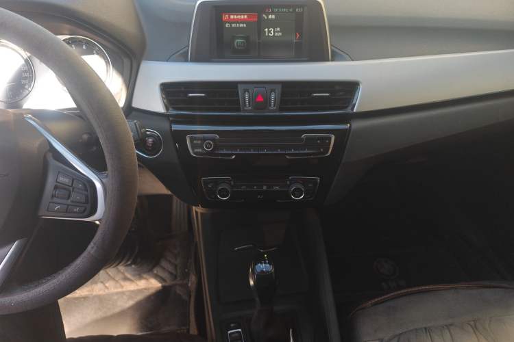 Used BMW X1 2018 sDrive20Li Leading Model