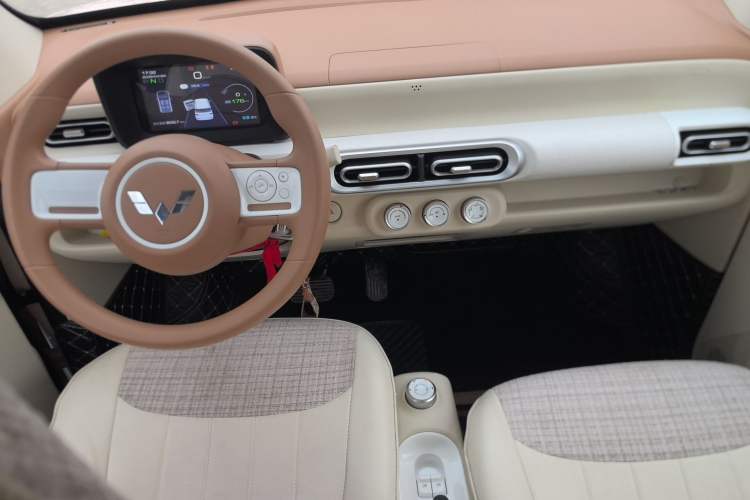 Used Wuling Hongguang MINIEV 2024 3rd Generation 215km Youth Edition
