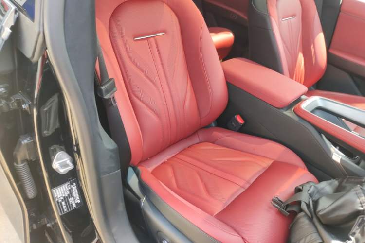 Used Zeekr 007GT 2025 Rear-Drive Intelligent Driving Version 75 kWh Right Front Seat