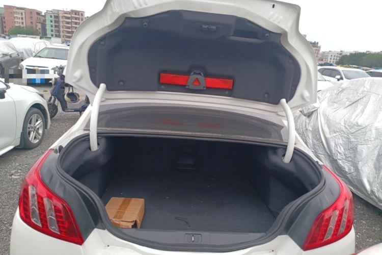 Used Peugeot 508 2012 2.0L Automatic Smart Enjoyment Version Trunk