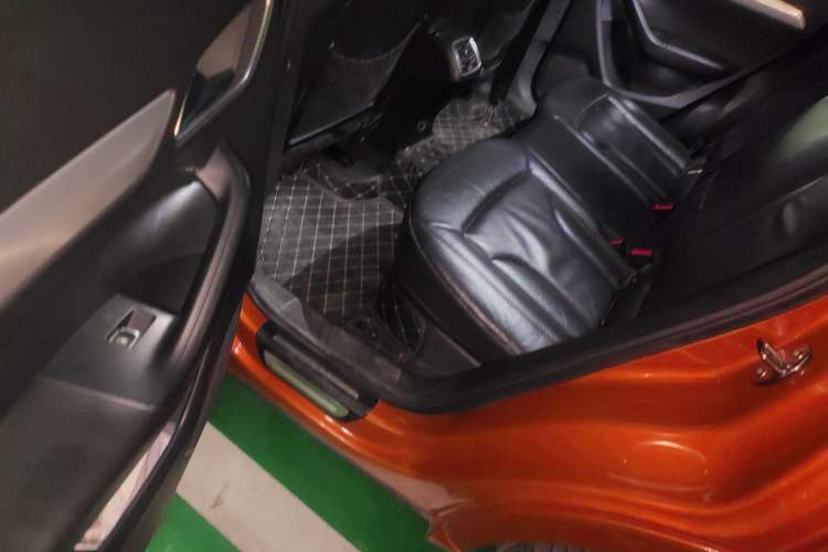 Used Audi Q3 2015 30 TFSI Comfort Model Left Rear Seat