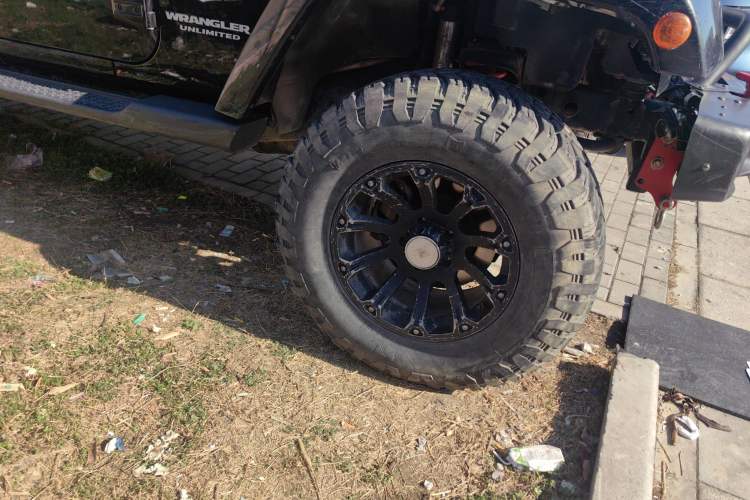 Used Jeep Wrangler 2014 3.0L Sahara Four-Door Edition