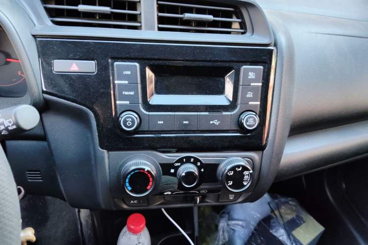 Used Honda Fit 2018 1.5L Manual Comfort Version
