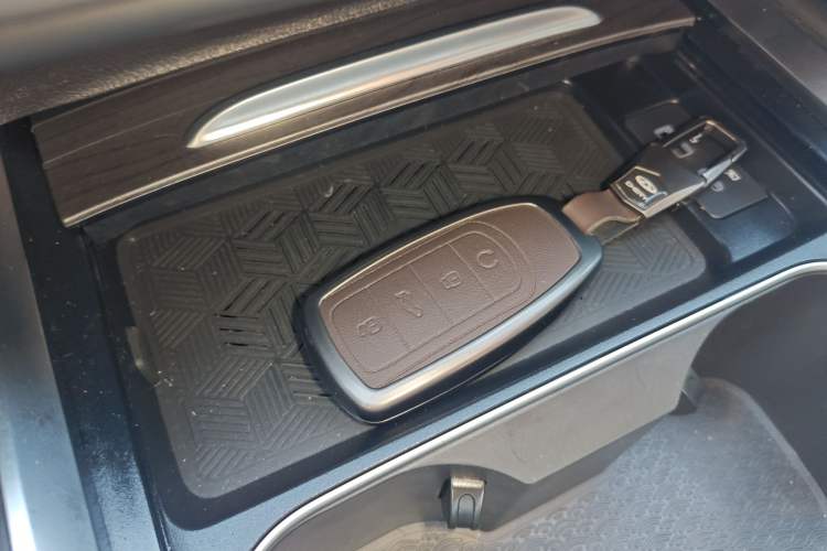 Used Chery Tiggo 8 PRO 2025 290T Two-Wheel-Drive Luxury Edition