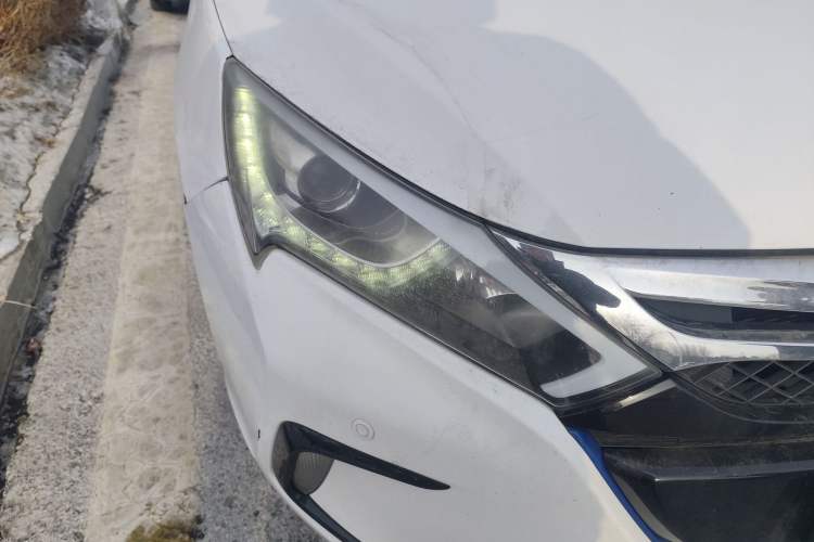 Used BYD Qin New Energy 2015 1.5T Dual-Crown Flagship Edition
