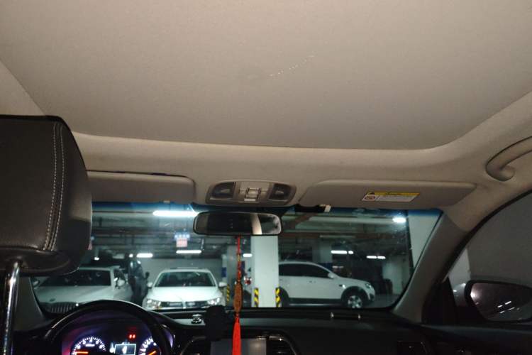 Used Kia K4 2014 1.8L Automatic DLX Headliner