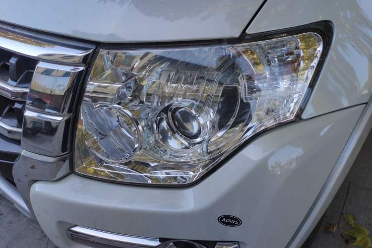 Used Mitsubishi Pajero 2022 V93 3.0L GLS Fabric – Middle East