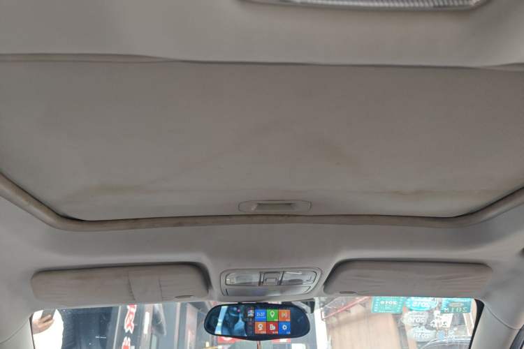 Used CHANGAN CS35 2014 1.6L Automatic Luxury Navigation Model China IV Standard
