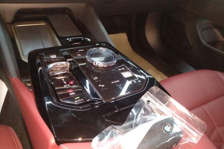 Used BMW 5 Series 2025 530Li Luxury Edition M Sport Package