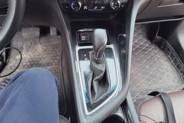 Used Buick GL6 2018 18T 6-Seater Luxury Model
