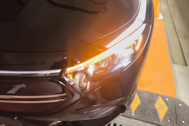 Used Mercedes-Benz EQB 2022 EQB 350 4MATIC
