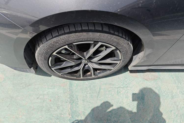 Used CHANGAN UNI-V iDD 2024 Blue Whale Smart Electric iDD 136km Luxury Model
