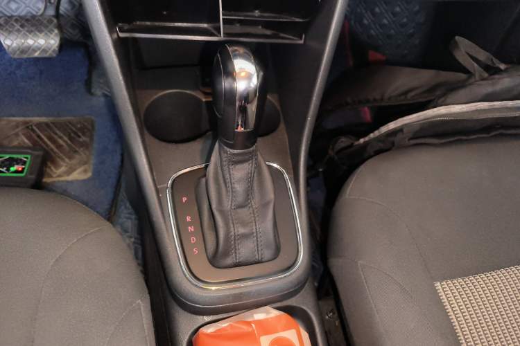 Used Volkswagen Polo 2018 1.5L Automatic Advanced Driving Model Gear Lever