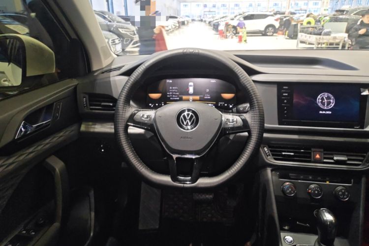 Used Volkswagen Tharu 2022 280TSI Two-Wheel Drive Trend Edition
