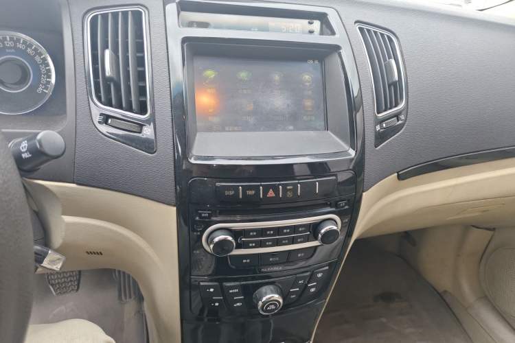 Used Geely Auto GC7 2012 1.5L Manual Standard Edition
