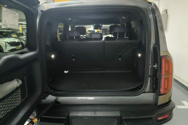 Used Formula Leopard 5 2023 Cloud Ride Flagship Edition