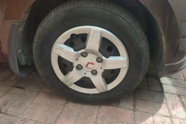 Used Wuling Hongguang 2015 1.5L S Basic Version China V Standard
