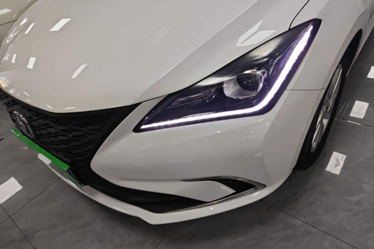 Used Changan Eado 2019 Blue Whale Edition 280T GDI DCT High-Speed Model
