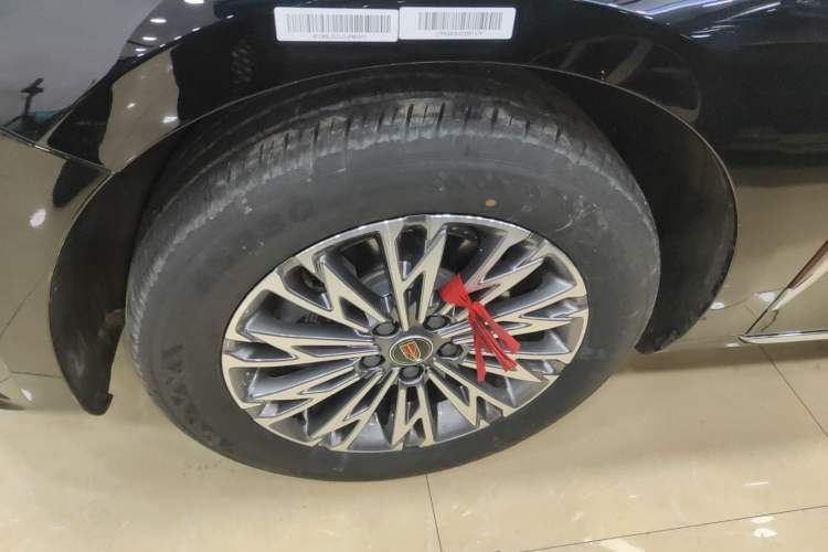 Used Hongqi H5 2025 1.5T DCT Qiyun 500 000th Unit Commemorative Edition
