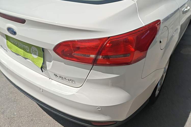 Used Ford Focus 2017 Sedan 1.6L Automatic Comfort Plus SmartDrive Edition
