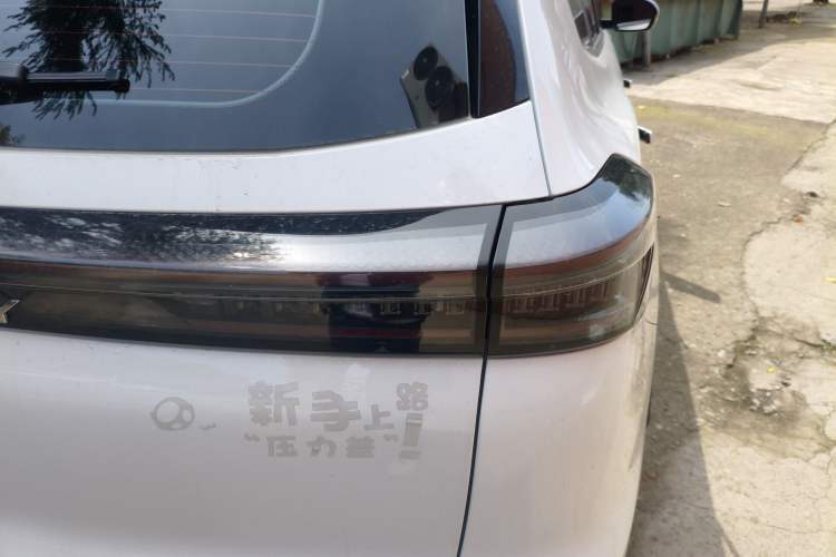 Used Chery Tiggo 8 PLUS 2025 290TGDI DCT Luxury 5-Seater Right Rear Taillight