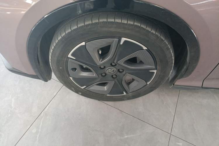 Used Toyota bZ3 2023 616 km Long-Range Premium
