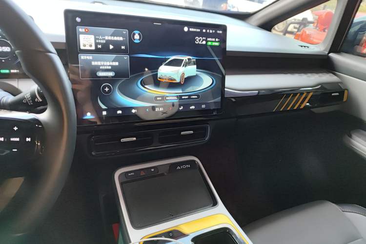 Used AION Y 2022 70 Intelligent Edition Lithium Iron Phosphate