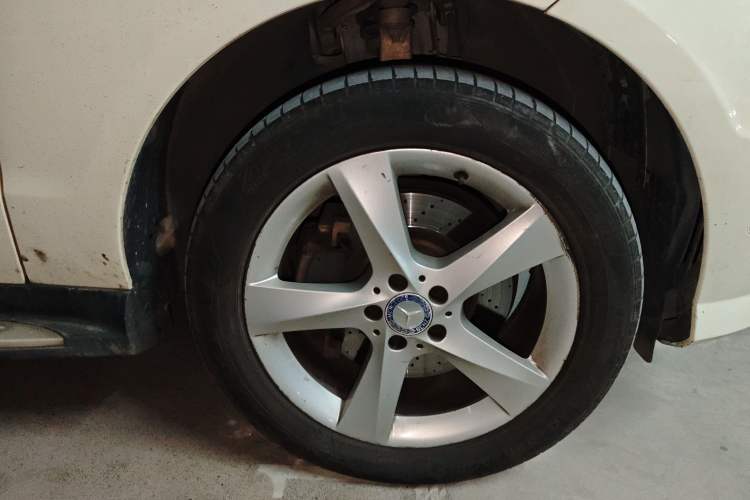 Used Mercedes-Benz M-Class 2012 ML 300