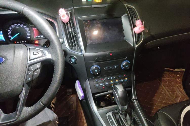 Used Ford Edge 2018 EcoBoost 245 Two-Wheel-Drive Titanium 7-Seater China V Standard