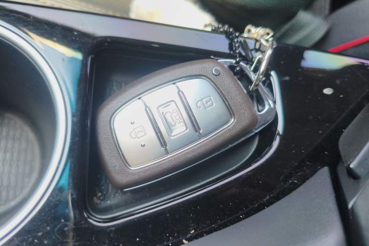 Used Hyundai Tucson 2020 280TGDi Two-Wheel-Drive GLS Fashion Edition China VI Standard
