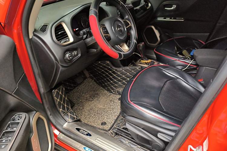 Used Jeep Renegade 2016 1.4T Automatic High-Energy Version
