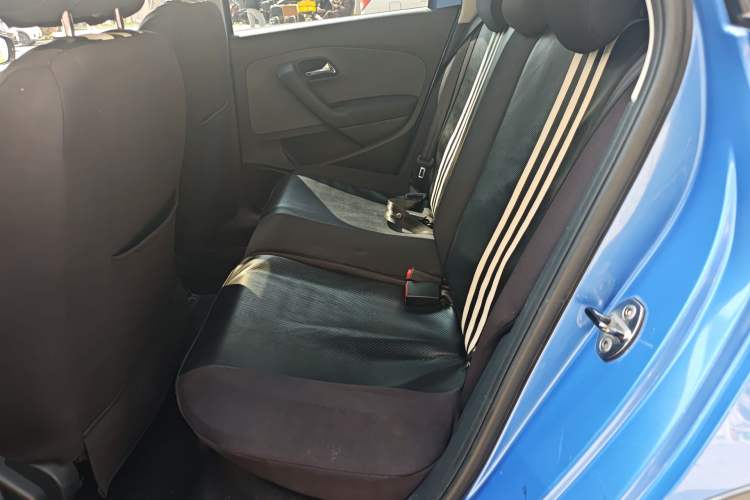 Used Volkswagen Polo 2014 1.6L Cross Polo Automatic