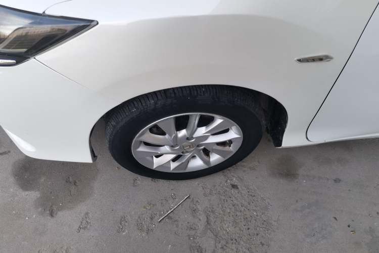 Used Honda Gienia 2017 1.5L CVT Comfort Version Left Front Wheel Hub