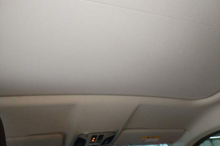 Used Wey VV5 2021 1.5T Two-Wheel Drive Smart Pioneer
