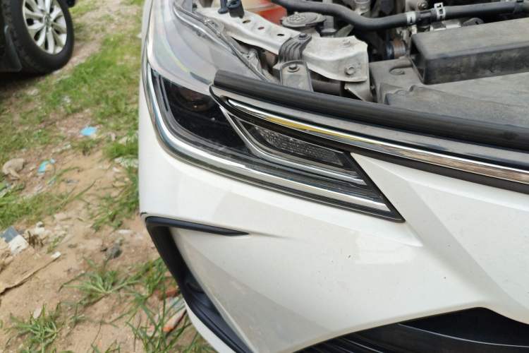 Used Toyota Corolla 2021 TNGA 1.5L CVT Elite Edition Right Front Headlight