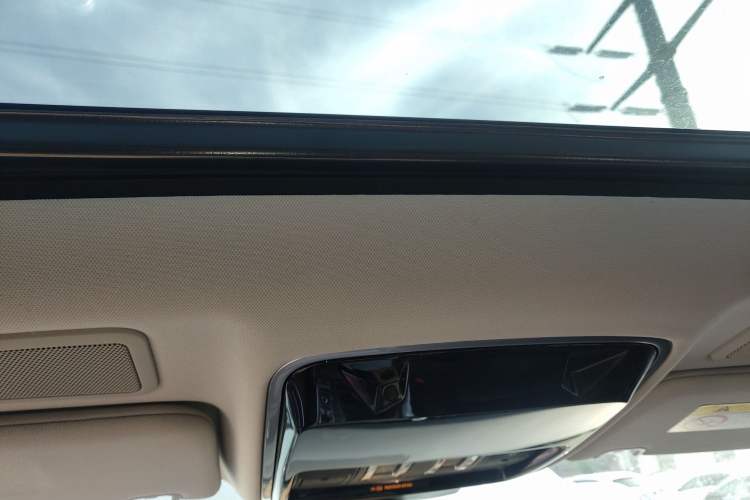 Used Land Rover Range Sport 2022 3.0 L6 SE Headliner