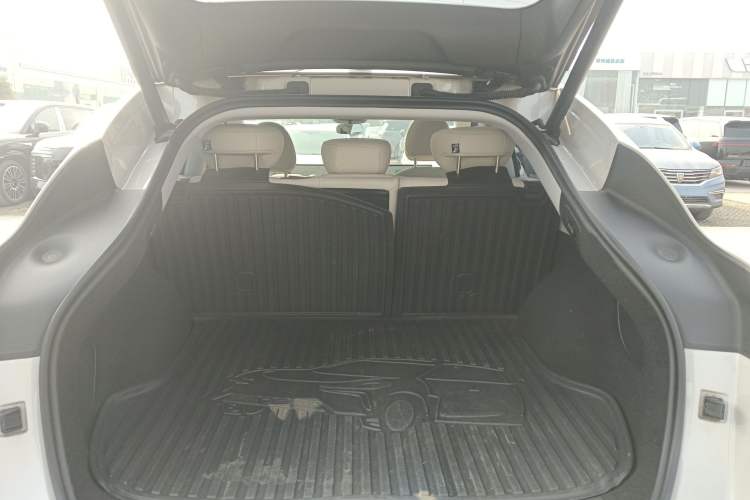 Used IM LS6 2023 Max Standard Edition