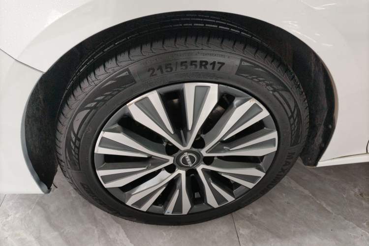 Used Nissan Teana 2022 2.0L XL-TLS Enjoyment Edition Left Front Wheel Hub