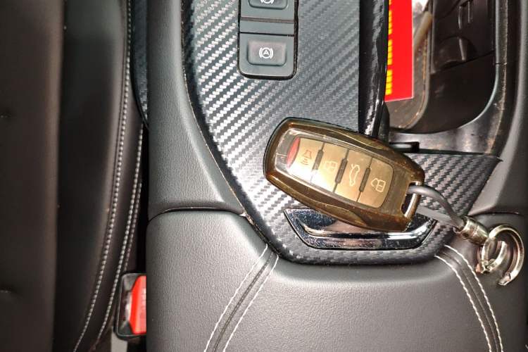 Used Haval H6 2024 1.5T Two-Wheel-Drive Classic Edition Interior 1