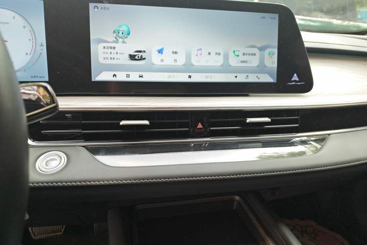 Used Chery Arrizo 8 2025 1.6T DCT Smart Audio And AC Panel