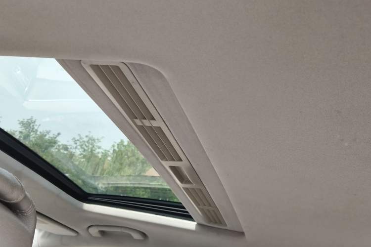 Used Mercedes-Benz E-Class 2013 E 260 L CGI Elegant Model
