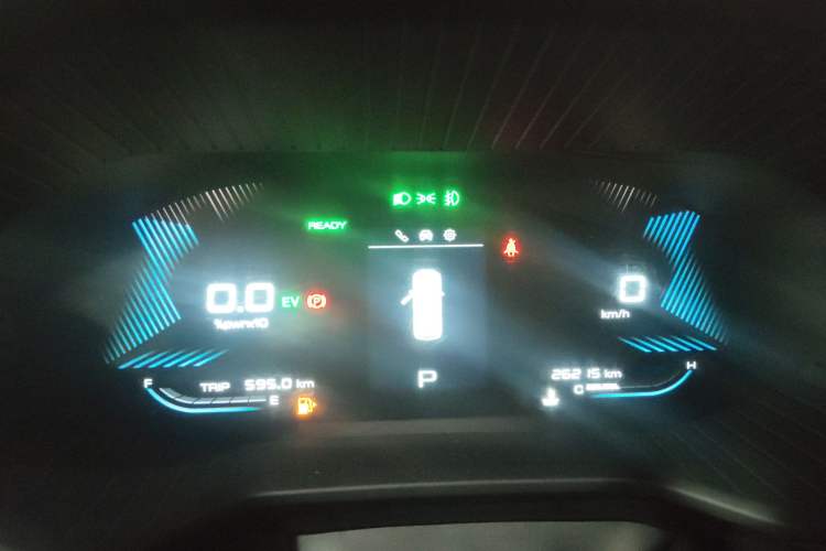 Used Wuling Asta 2022 2.0L DHT Electric-Speed Version